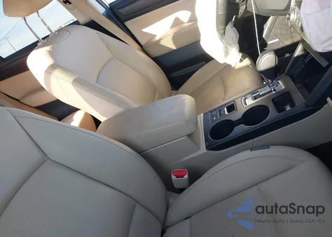 2016 Subaru Outback 3.6R Limited z USA, uszkodzony, nr VIN 4S4BSENC9G3343316